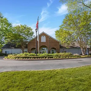 Hilton Vacation Club The Historic Powhatan Resort